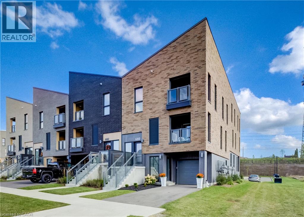 680 BENNINGER DRIVE, KITCHENER, ON N2E 0J4 - Image 652549111.jpeg?d=l