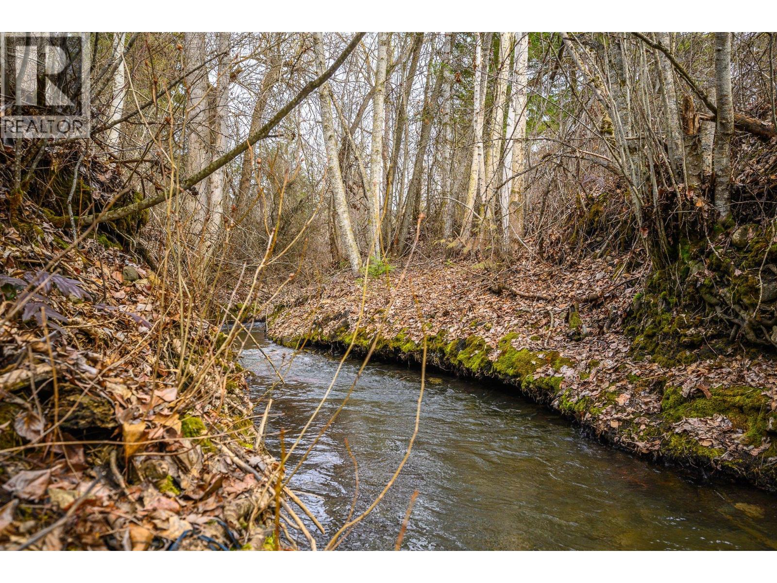 487 Mabel Lake Road