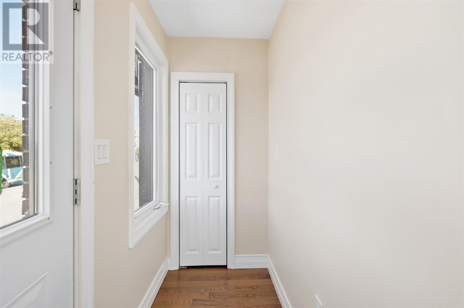 56 Dennis ST - Photo 2