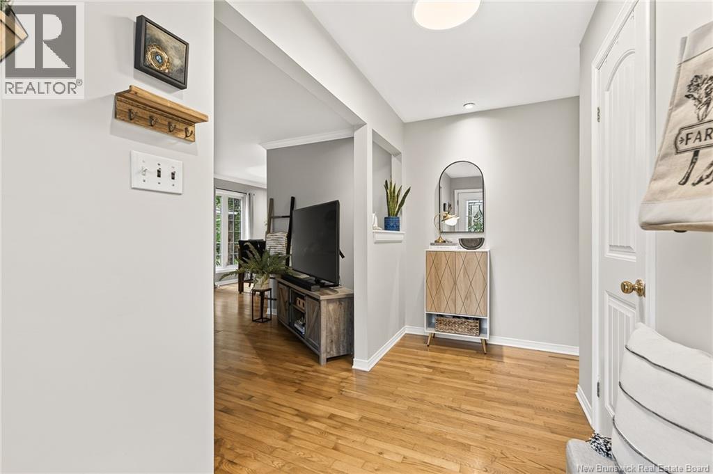 28 Southland Drive - Photo 3