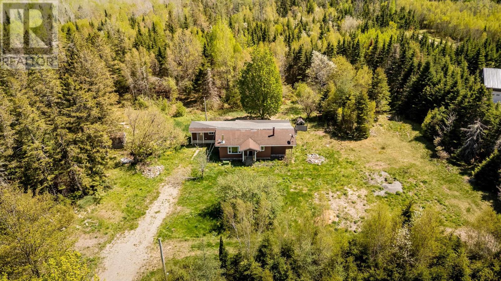 808 Newtonville Road - Photo 4