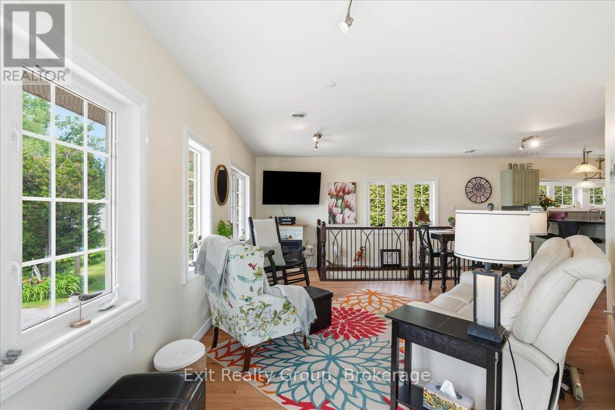 144 BAYVIEW LANE - Photo 4