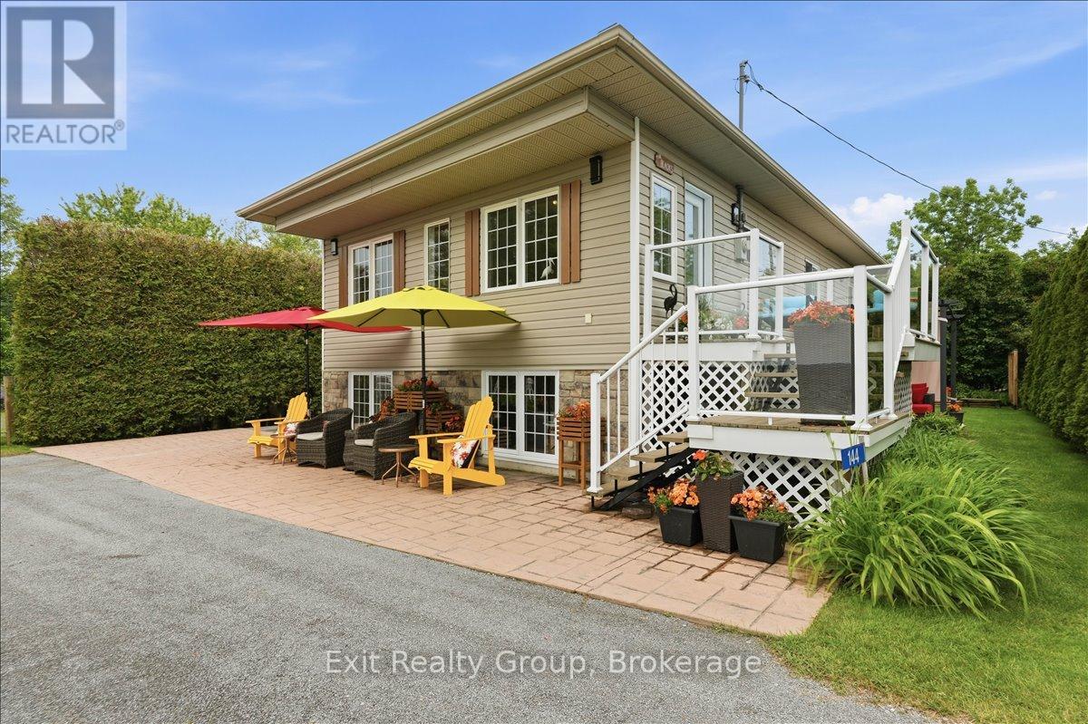 144 BAYVIEW LANE - Photo 3