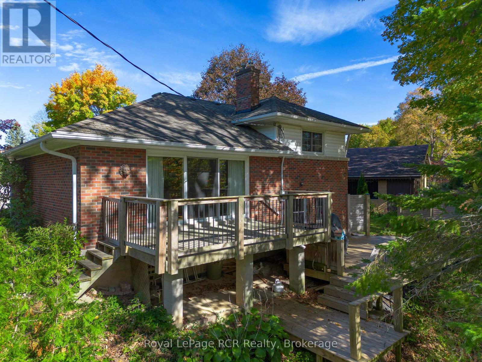 525 6TH STREET W