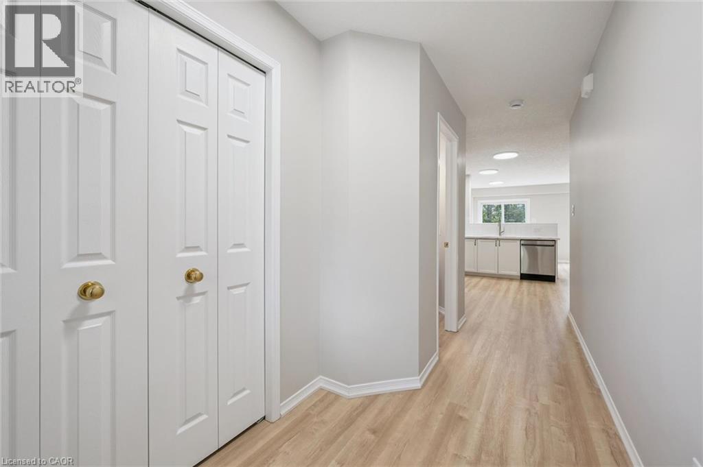 751 LAURELWOOD Drive