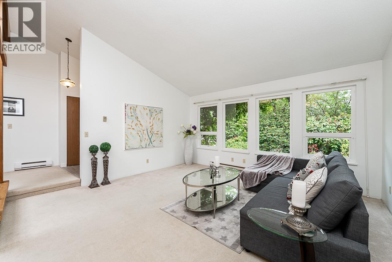 1205 CYPRESS PLACE