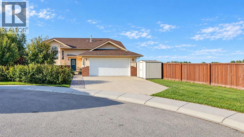 106 STRATHAVEN BAY, STRATHMORE, AB T1P 1M2 - Image 746756900.jpeg?d=l