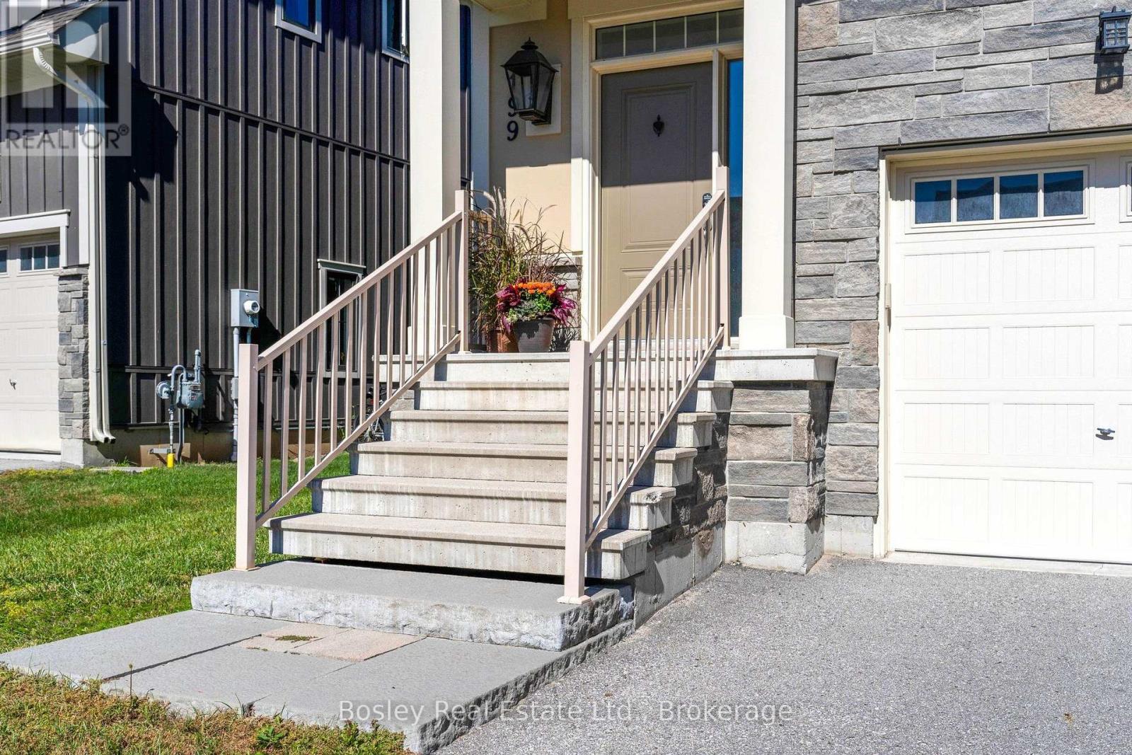 199 YELLOW BIRCH CRESCENT