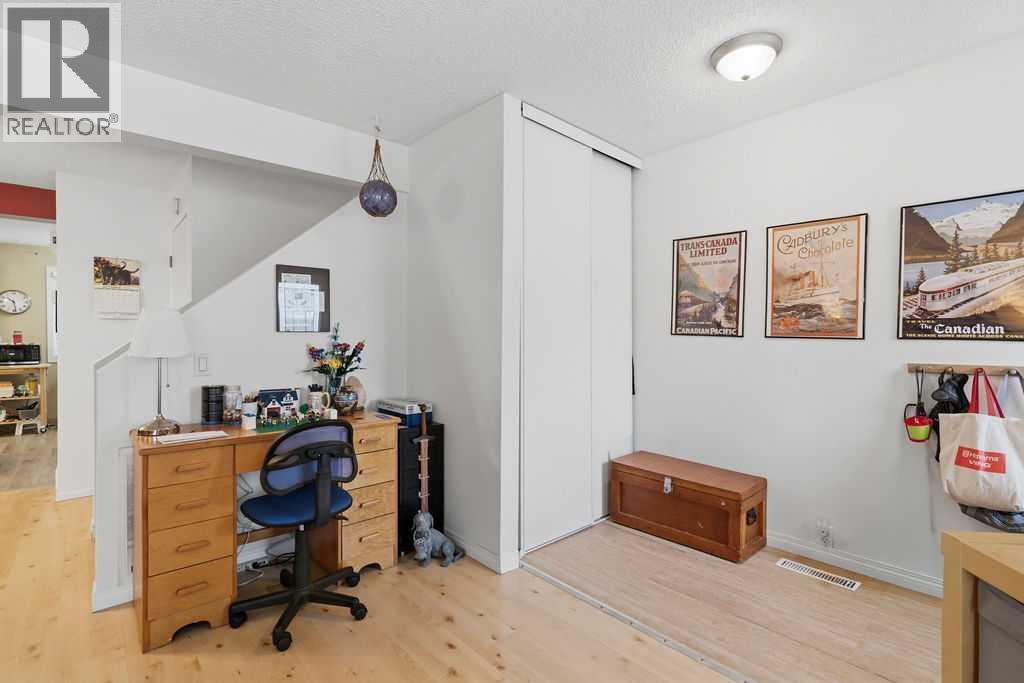 6 Bermuda Lane NW