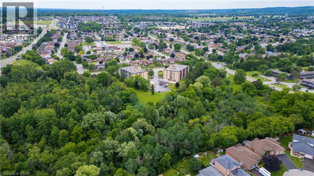 380 CHAMPLAIN Boulevard Unit# 205