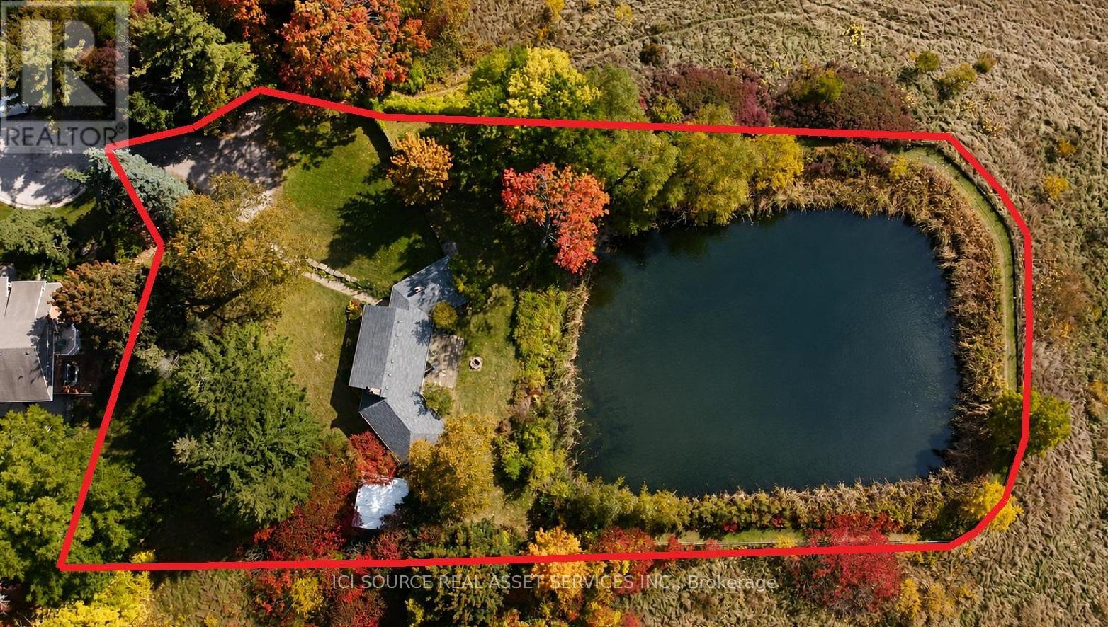 8 RENWOOD PLACE