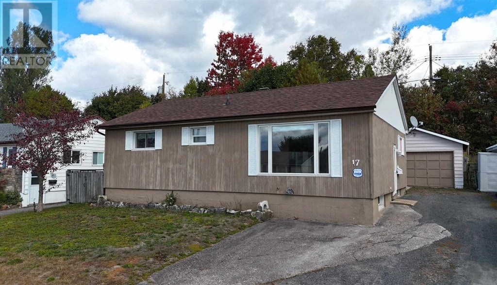 17 BROWN RD, ELLIOT LAKE, ON P5A 1K2 - Image 3814822361.jpeg?d=l