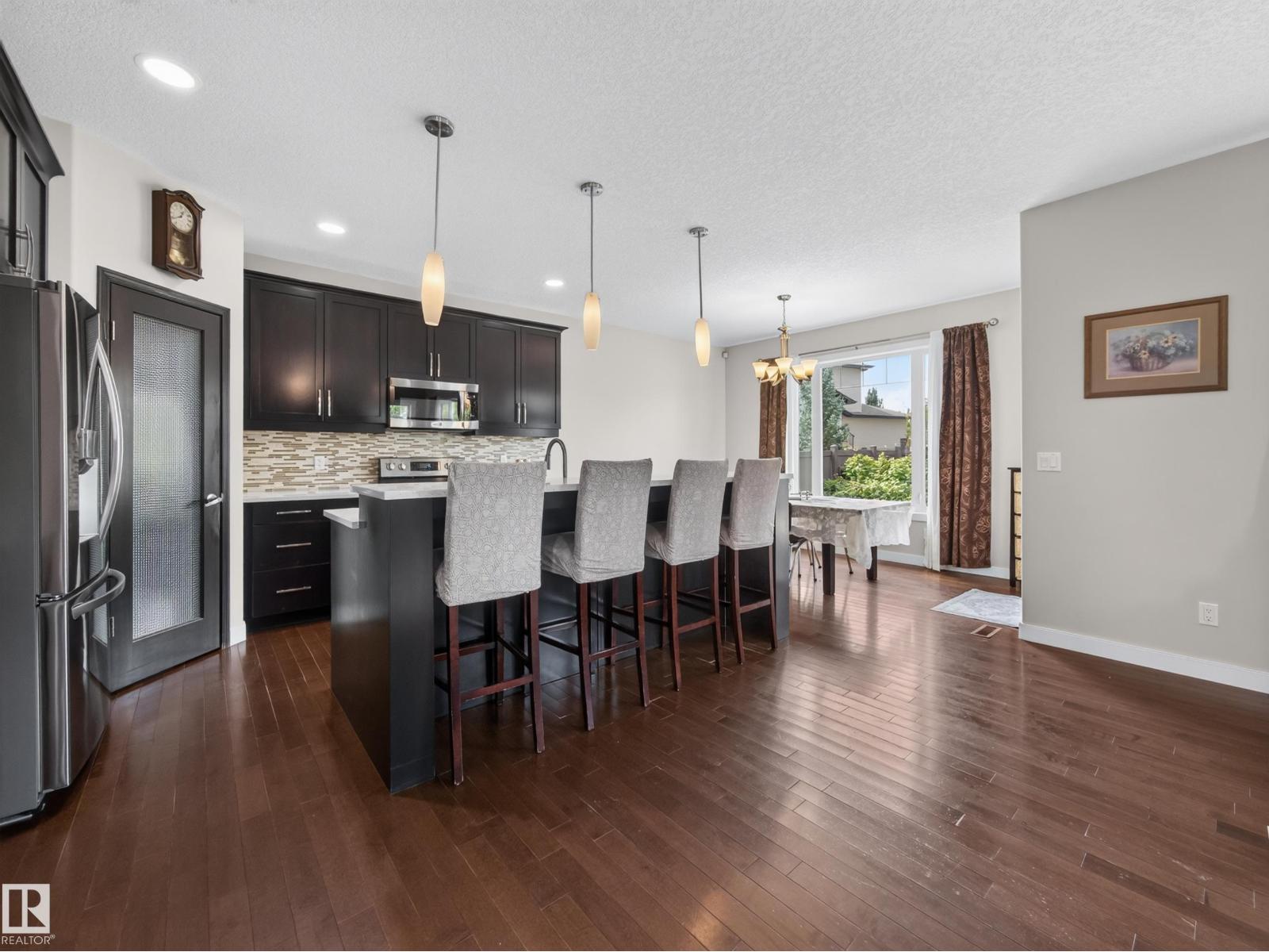 5718 42 ST