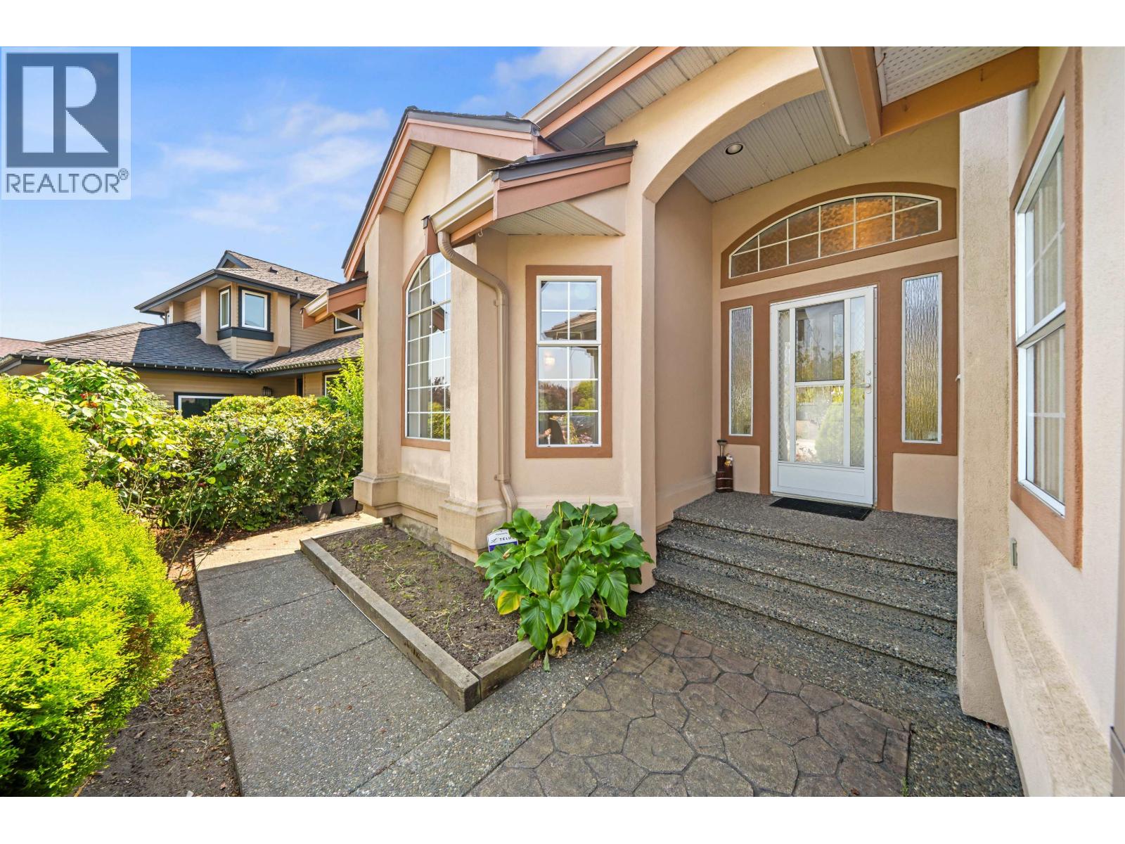 2677 FORTRESS DRIVE