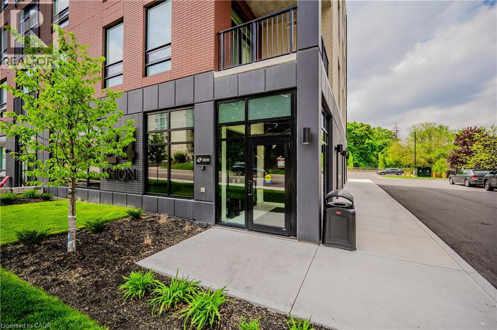 24 UNION Street E Unit# 103