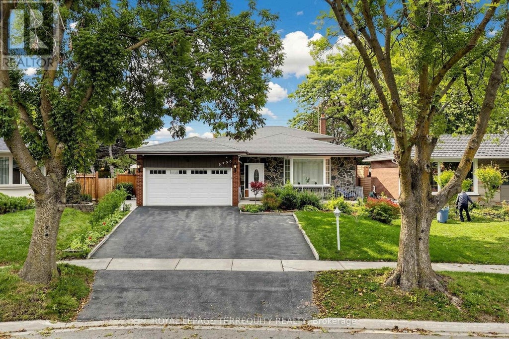 3253 IBBETSON CRESCENT, MISSISSAUGA (ERINDALE), ON L5C 1Z1 - Image 3448759614.jpeg?d=l