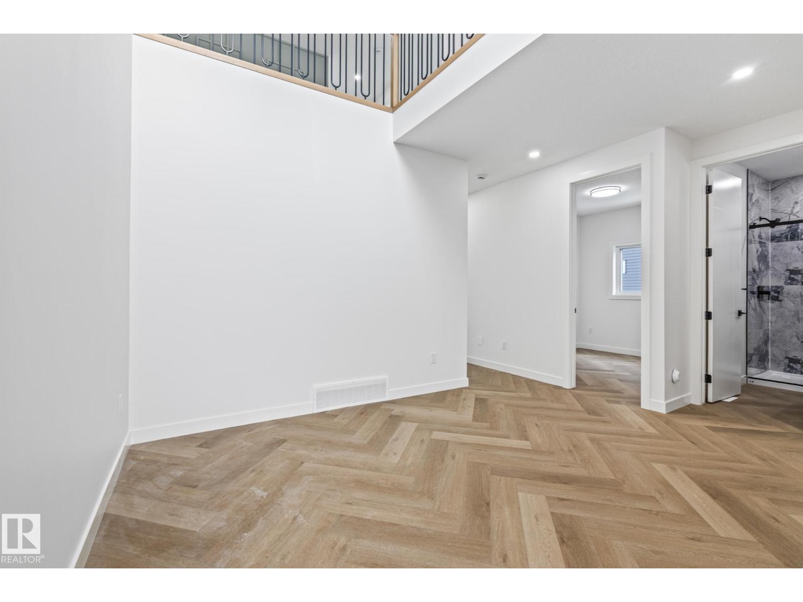 416 PINE PT