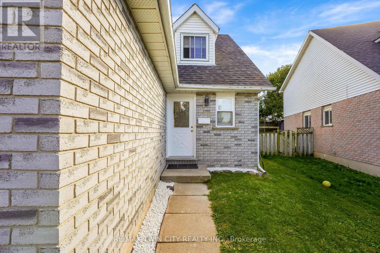 47 BUSHNELL DRIVE