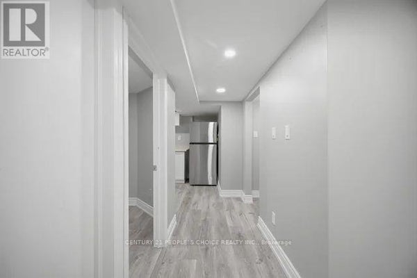 249 Burnhamthorpe Rd, Toronto (Islington-City Centre West), ON 4