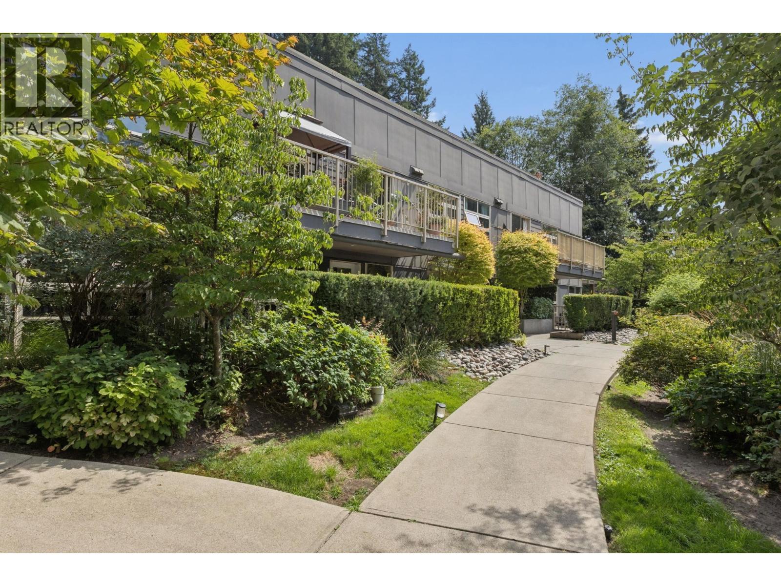 204 2832 CAPILANO ROAD