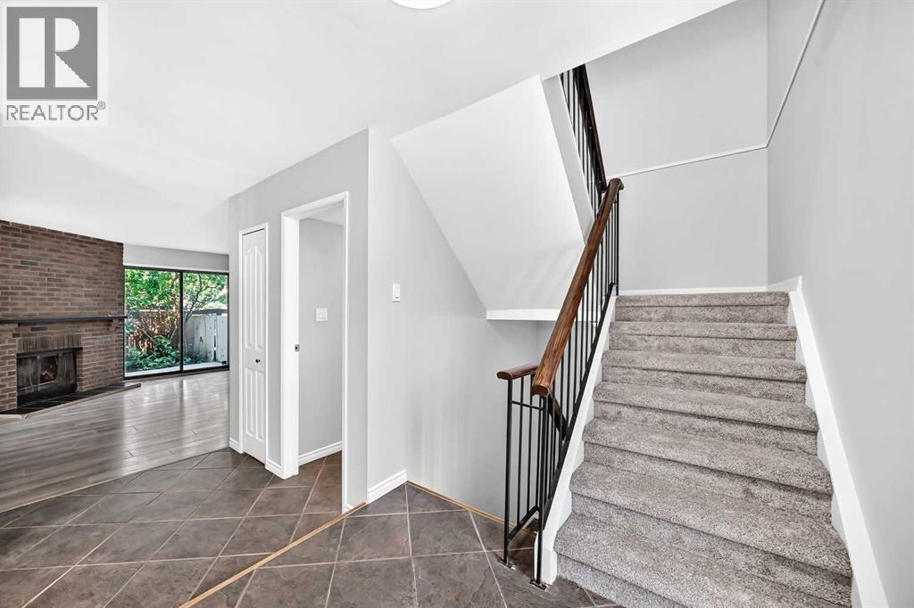15, 2210 Oakmoor Drive SW