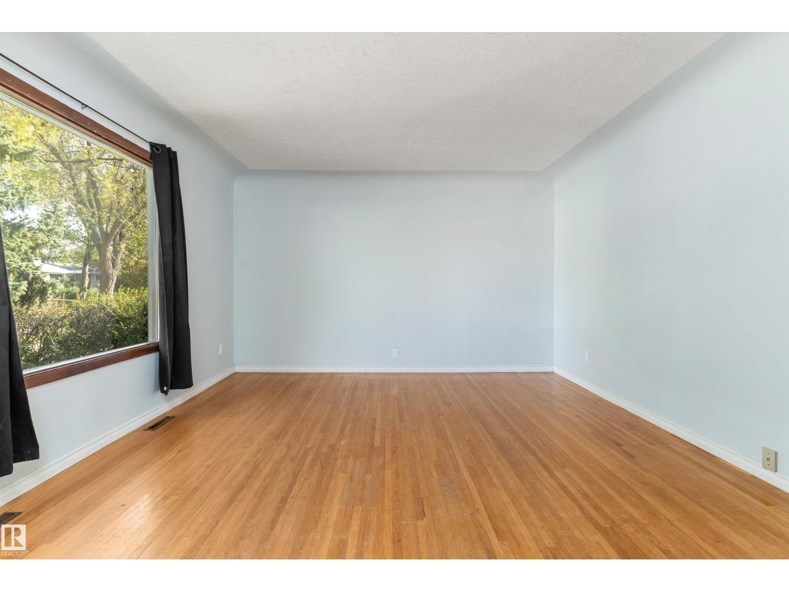 13003 SHERBROOKE AV NW