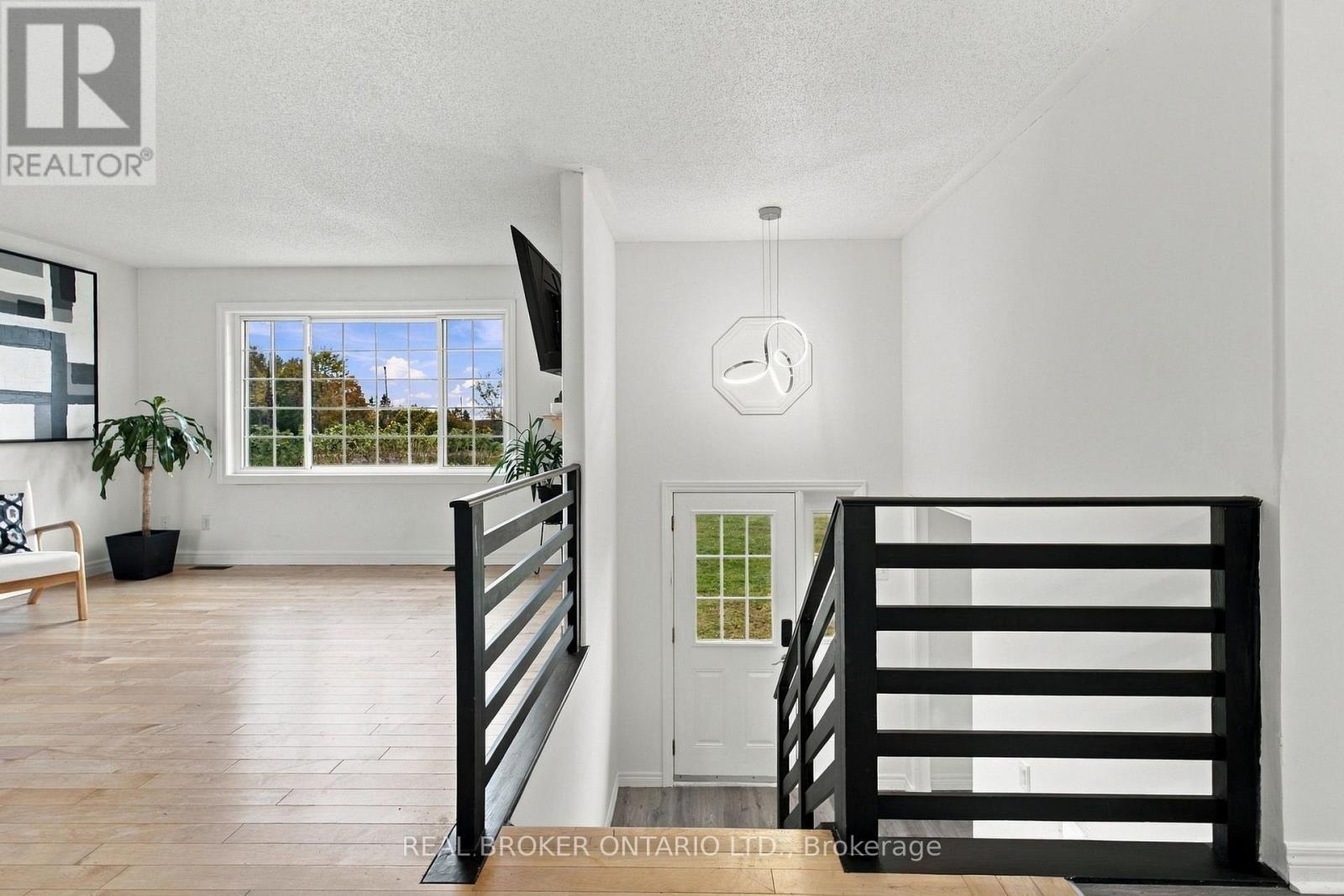 1335 DRUMMOND CON 12B CONCESSION