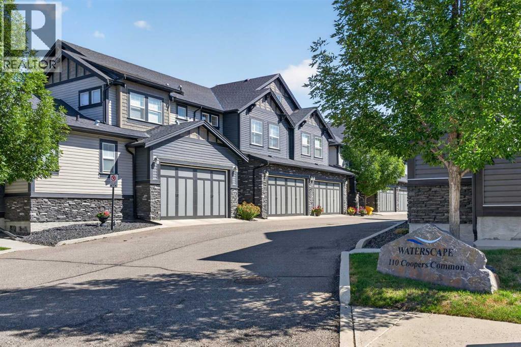 202, 110 Coopers Common SW