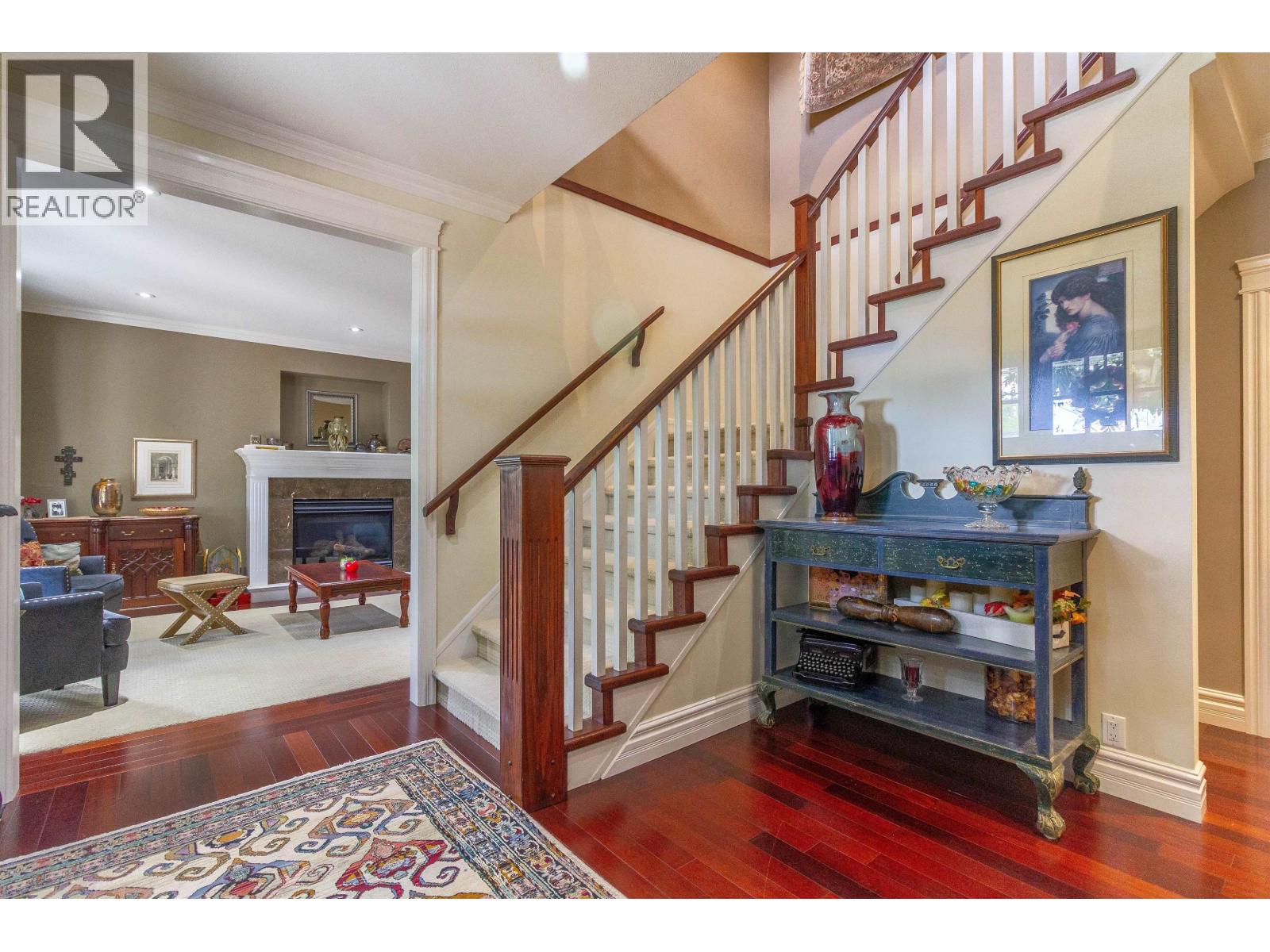 358 E 14TH STREET