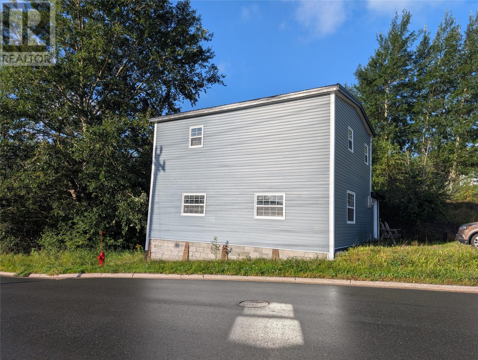 102 Marine Drive - Photo 3