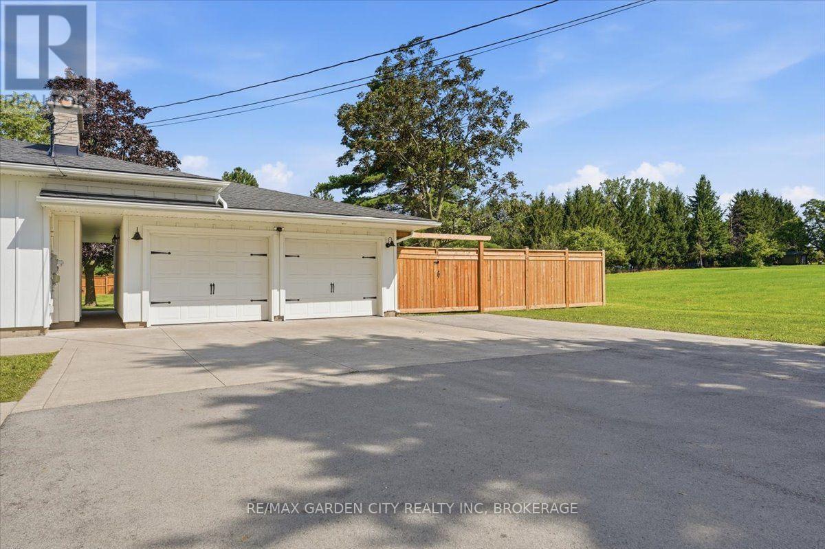 1581 RICE ROAD