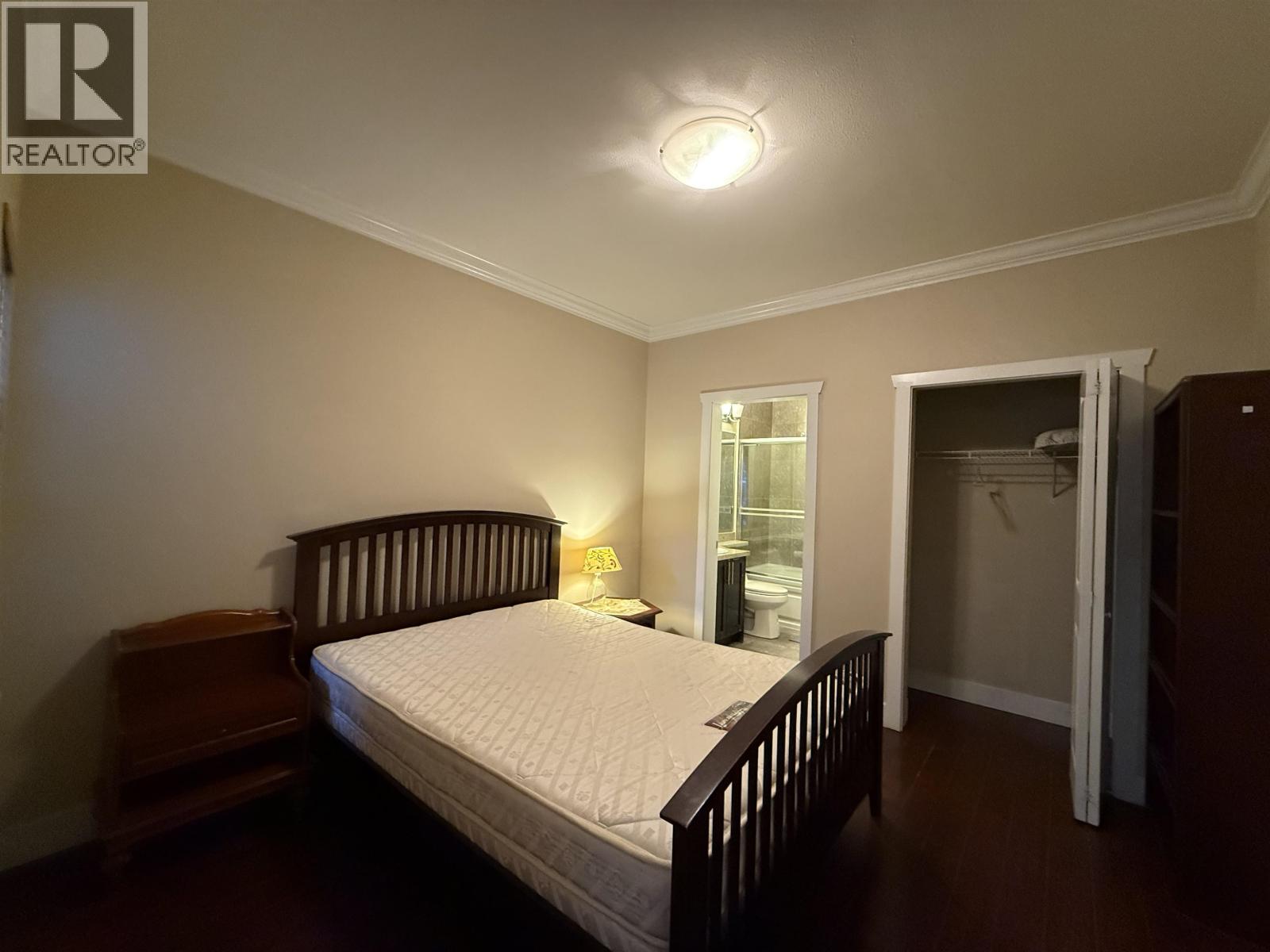 Rental Suite 6089 RUMBLE STREET