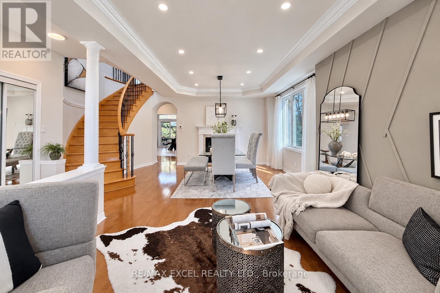 35 STONEHEATH CRESCENT