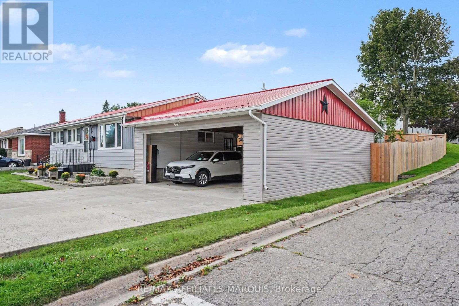 86 JASPER AVENUE