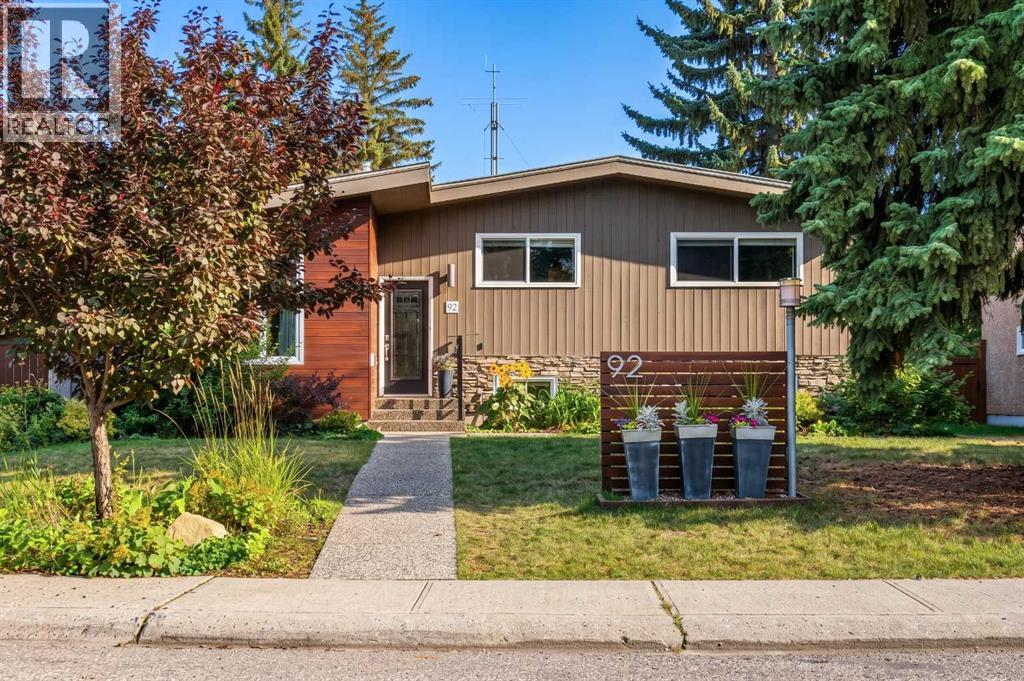 92 Chinook Drive SW