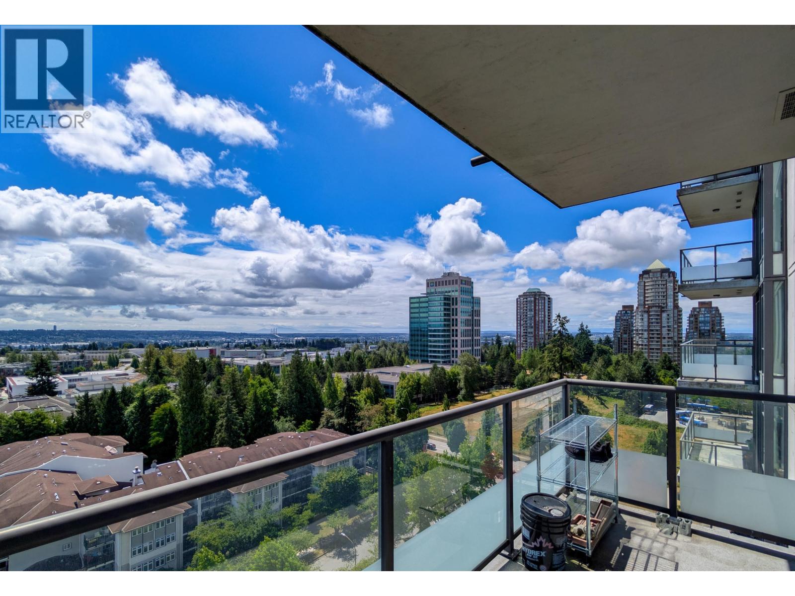 1707 7088 18TH AVENUE