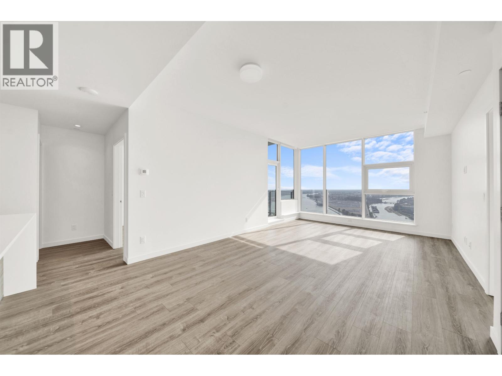 5001 680 QUAYSIDE DRIVE