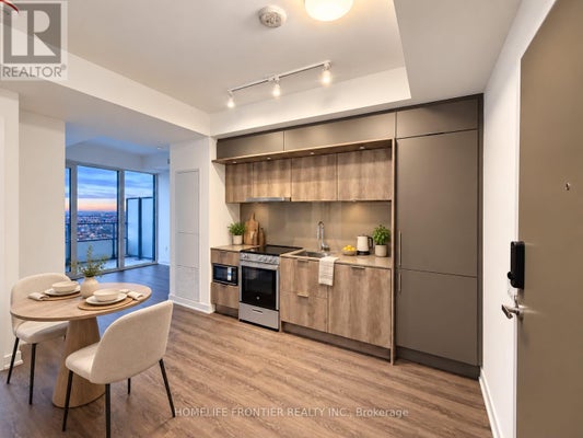 448 Burnhamthorpe Rd E, Mississauga (City Centre), ON 2