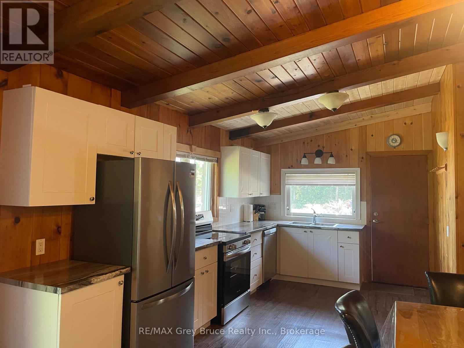 173 ISTHMUS BAY ROAD