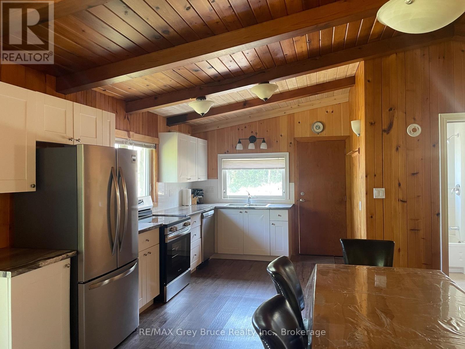 173 ISTHMUS BAY ROAD