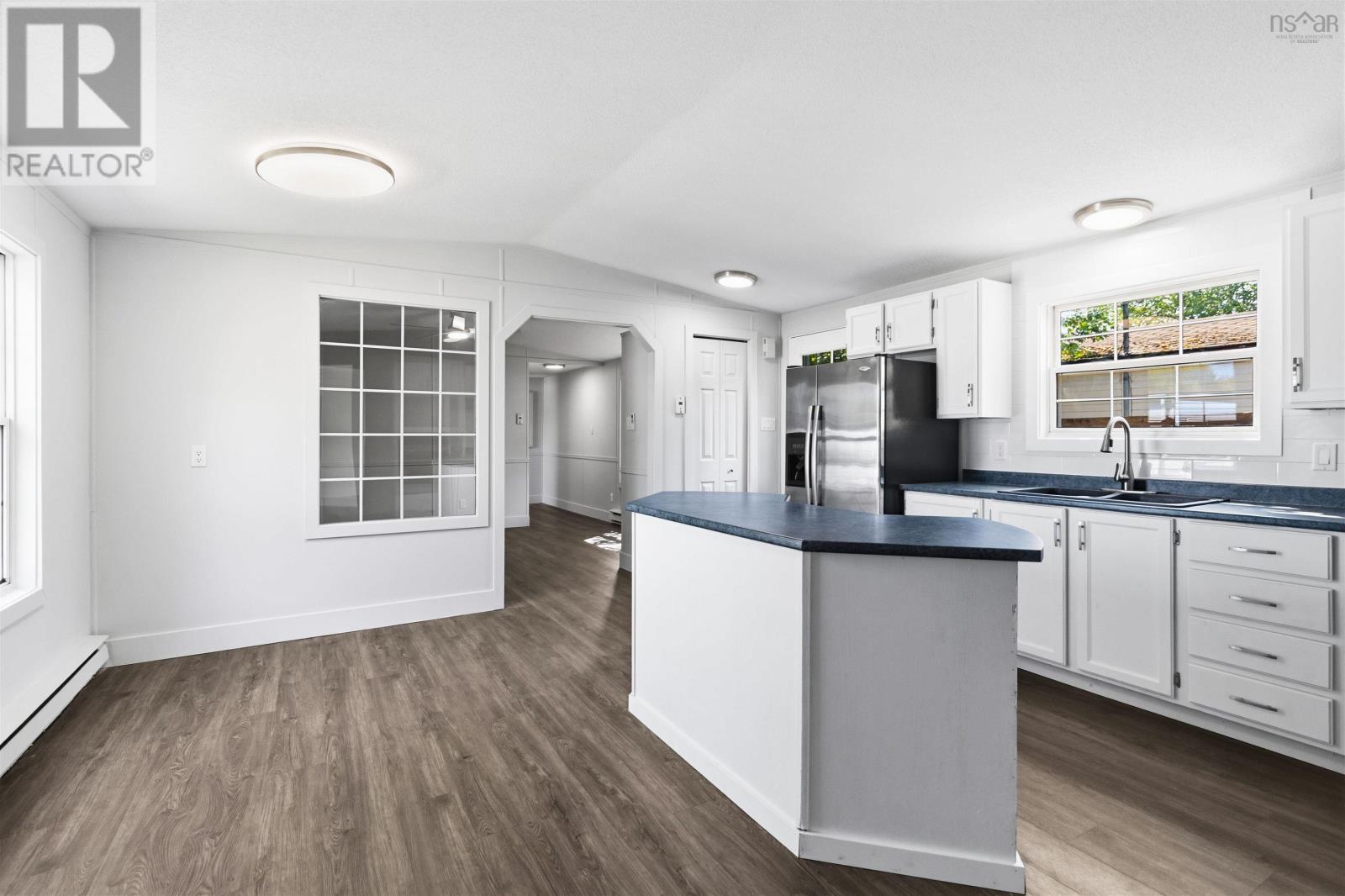 175 Hilltop Drive - Photo 4