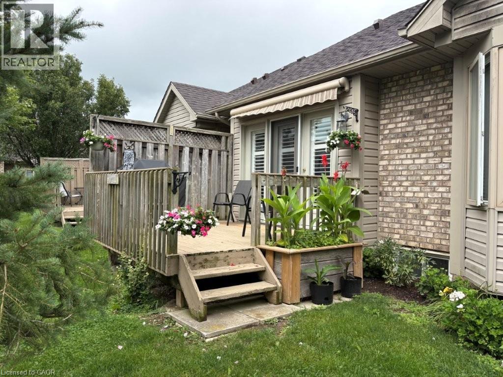 44 LIVINGSTON Boulevard Unit# 11