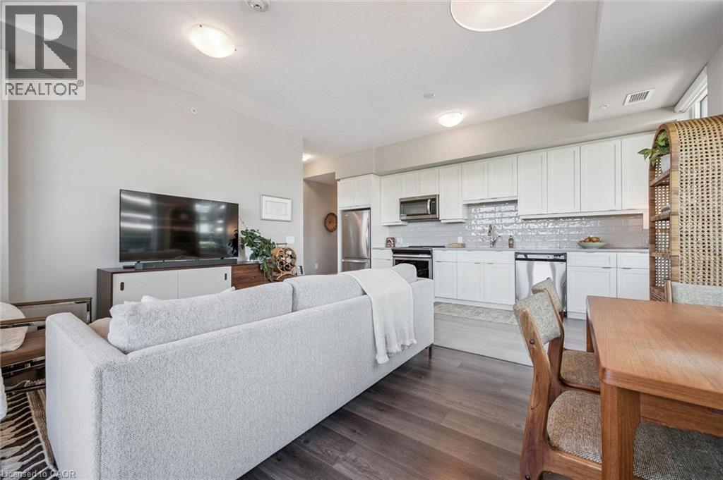 73 ARTHUR Street S Unit# 402