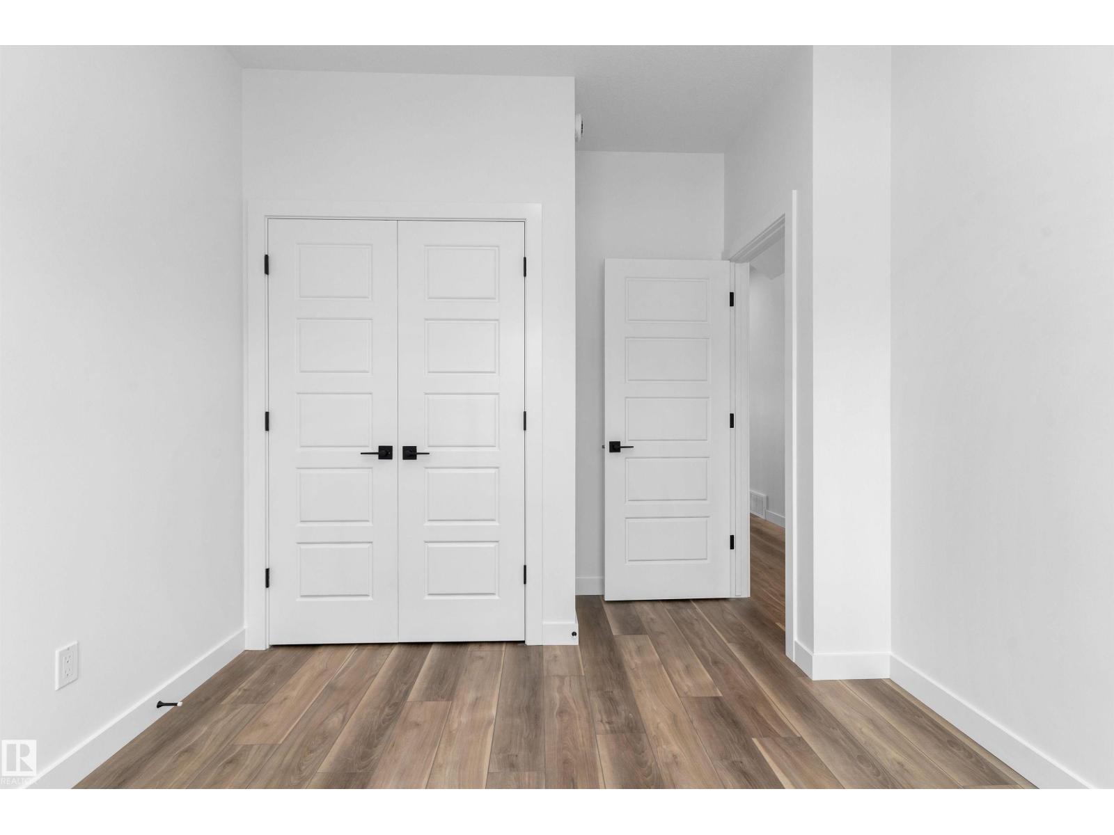 1621 210A ST NW