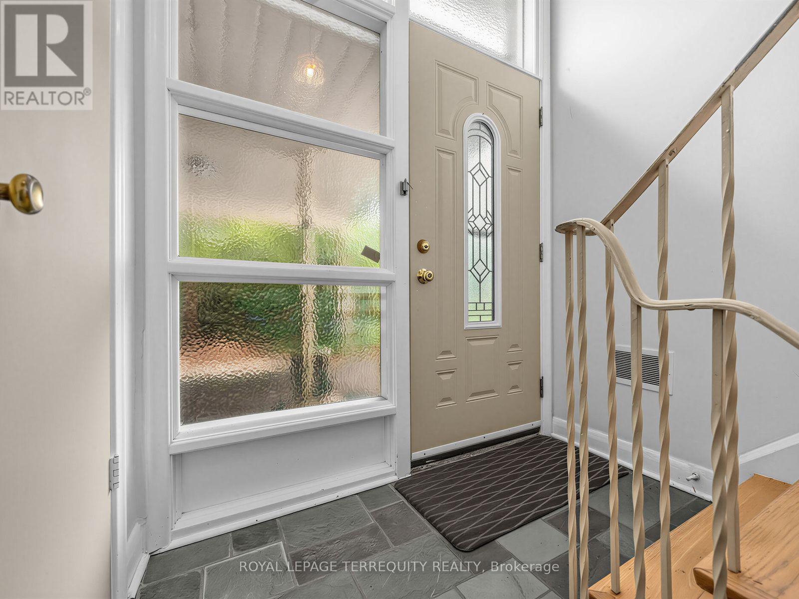 359 RENFORTH DRIVE