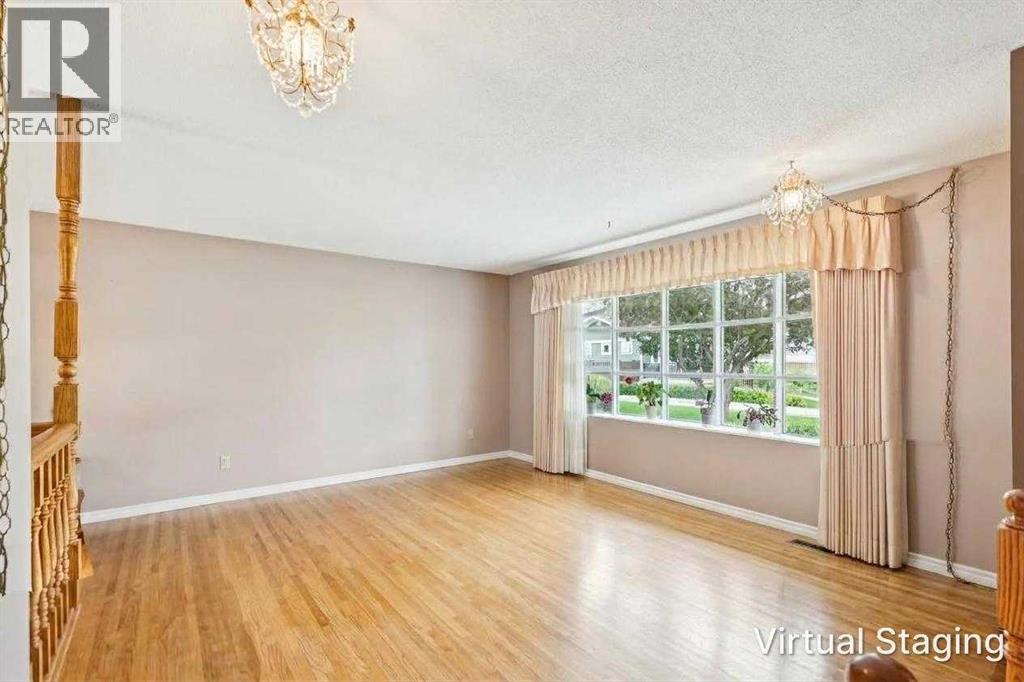 5036 Vallance Crescent NW