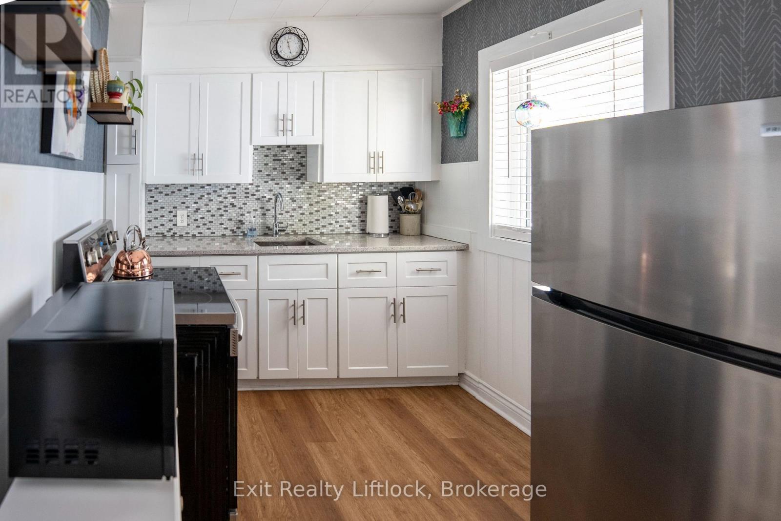 521 MCKELLAR STREET - Photo 4