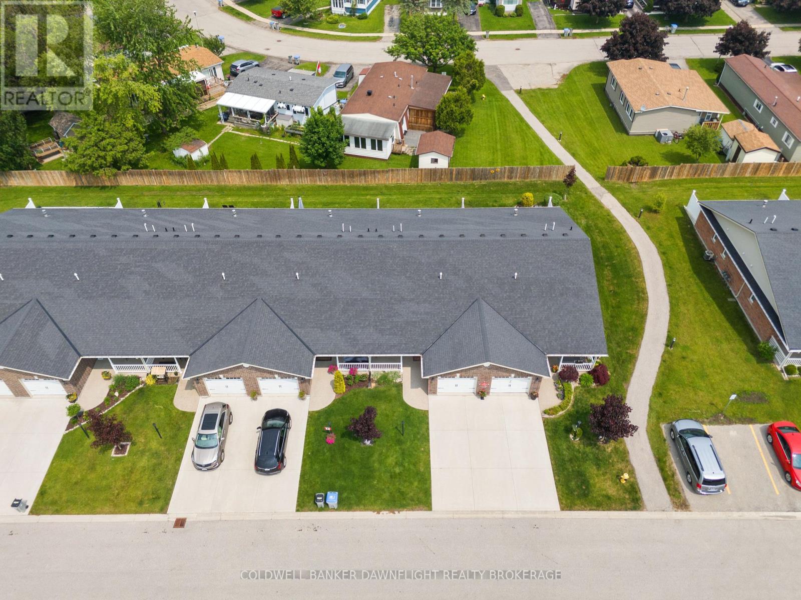 40 DEVON DRIVE