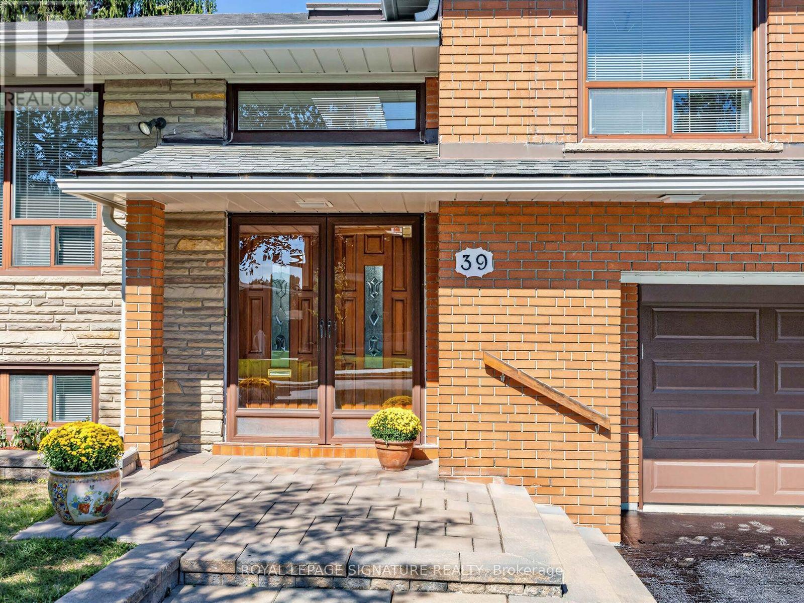 39 BUXTON ROAD