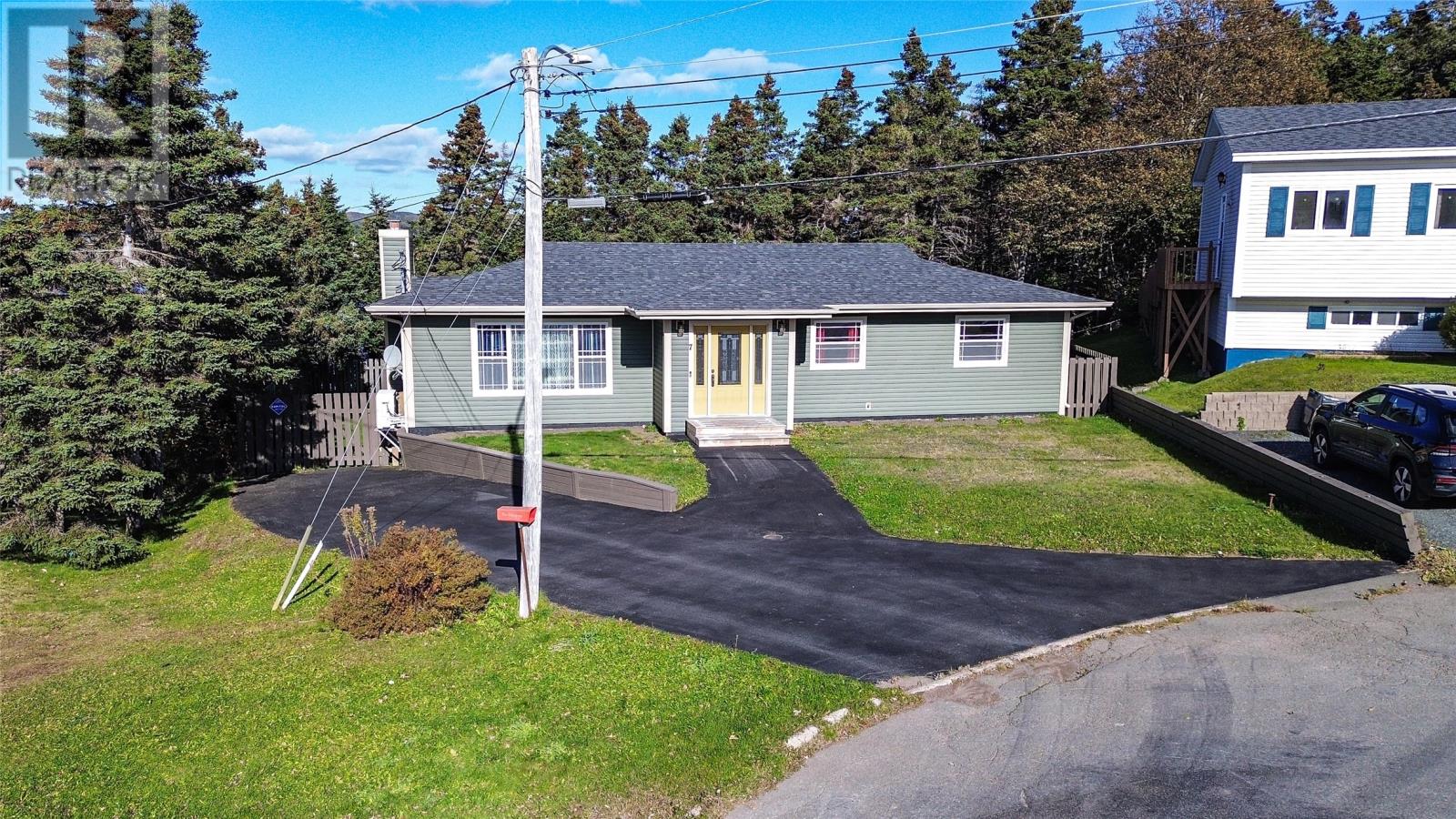 7 Dunford Place